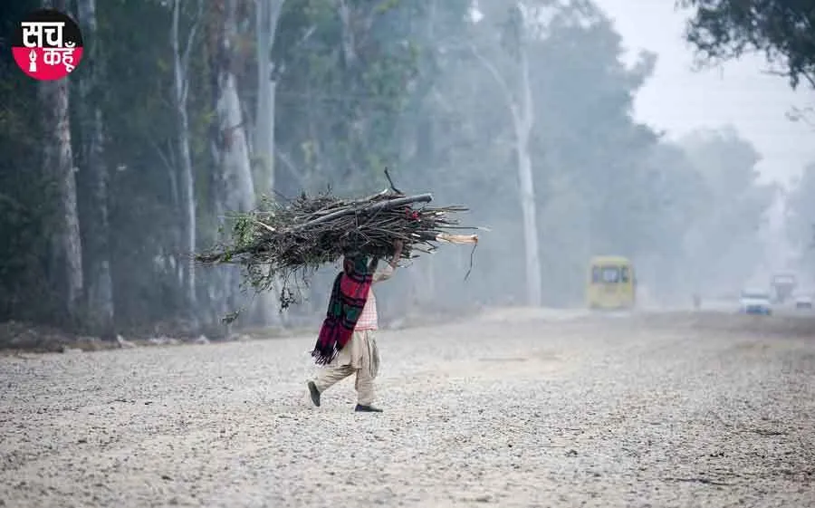 Weather Update: उत्तर भारत में ठंड का कहर जारी, शीतलहर से फिलहाल राहत नहीं