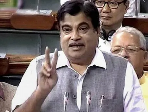 राष्ट्रीय राजमार्गों पर दुर्घटनाएं कम करने के लिए सरकार गंभीर