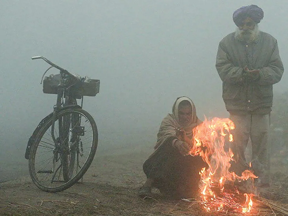 दिनभर बर्फ सा एहसास, शीतलहर की चपेट में पंजाब