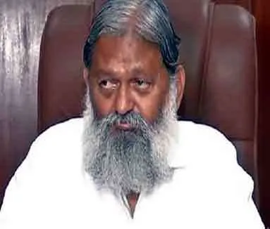 जब महिला के खुलासे से दंग रहे गए मंत्री विज