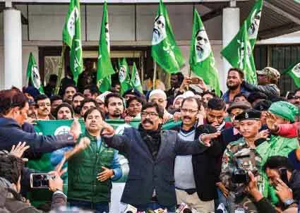 नाकाफी रहा स्थिरता के साथ सुशासन