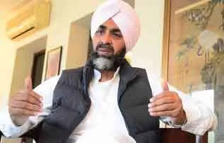 Punjab: खाली खजाने पर वित्त मंत्री के ठाठ, 5-6 कमरों में लगाए 27 एसी