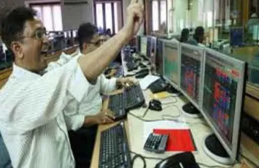 तीन दिन बाद बाजार में बहार, सेंसेक्स 411 अंक उछला