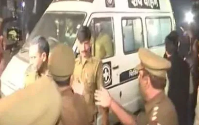 उन्नाव: कड़ी सुरक्षा के बीच पीड़िता का अंतिम संस्कार