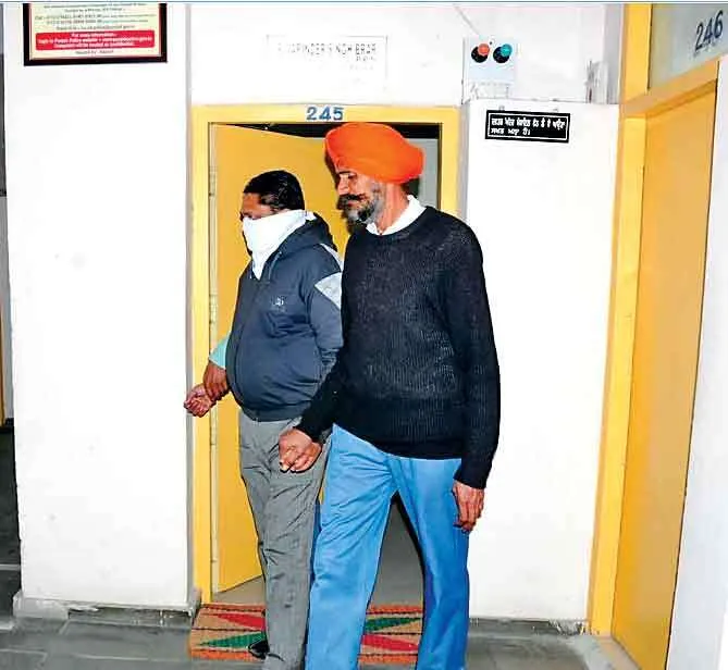 बठिंडा : नगर निगम कार्यालय का क्लर्क रिश्वत लेते गिरफ्तार