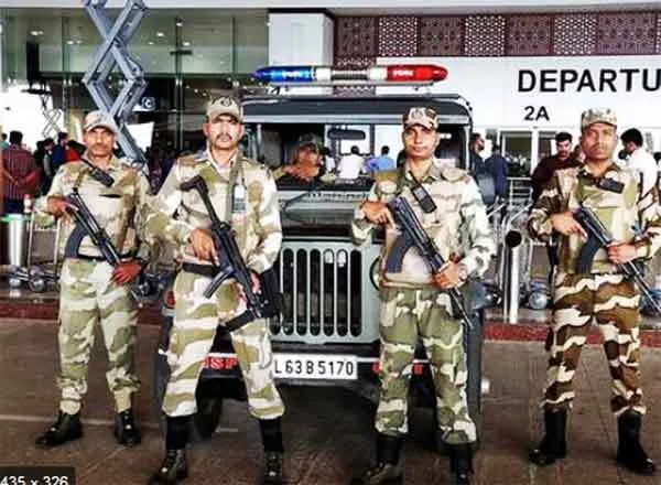 CISF करेगी  जम्मू और श्रीनगर के हवाई अड्डों की सुरक्षा