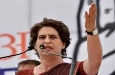 अर्थव्यवस्था में सुधार पर सरकार का ध्यान नहीं : प्रियंका
