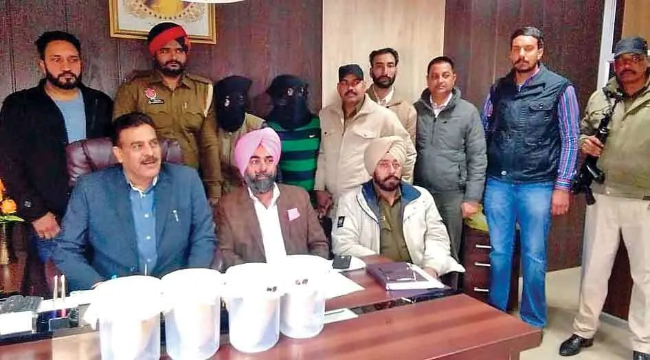 फिरोजपुर : चार किलो हेरोइन सहित दो युवक गिरफ्तार