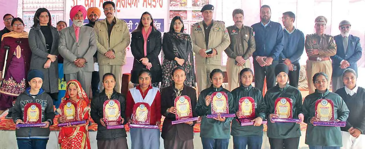 पटियाला : मल्टीपर्पज स्कूल की 10 छात्राएं ‘लाडली पुरूस्कार’ से सम्मानित