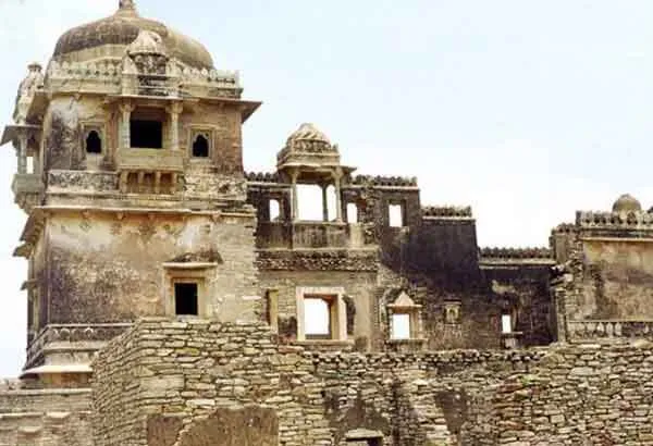 Maharana Kumbha Jayanti : ऐतिहासिक प्रदर्शनी देखने उमड़े विदेशी पर्यटक