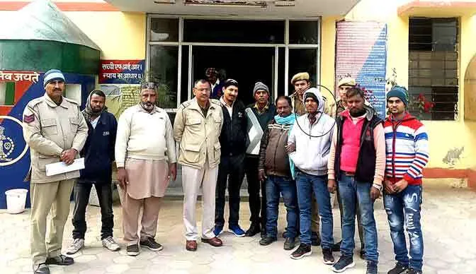 20 माह से लापता 21 वर्षीय युवक को परिजनों से मिलाया