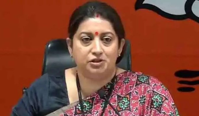 यूनिवर्सिटियों को राजनीति का अखाड़ा न बनाएं