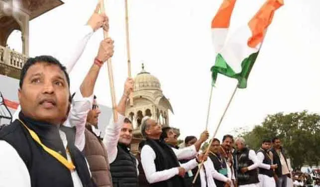 ‘बबार्दी की कगार पर पहुंचे देश को युवा राह दिखा सकता है’