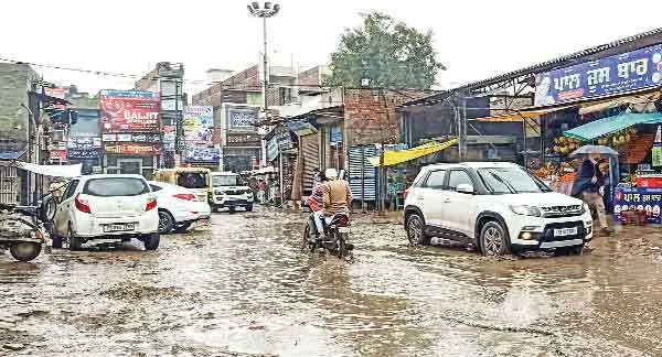 चंडीगढ़ : बूंदाबांदी से फिर लुढ़का तापमान, वीरवार तक बने रहेंगे बारिश के आसार