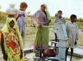 प्रतिदिन हर ग्रामीण को मिले 55 लीटर स्वच्छ जल
