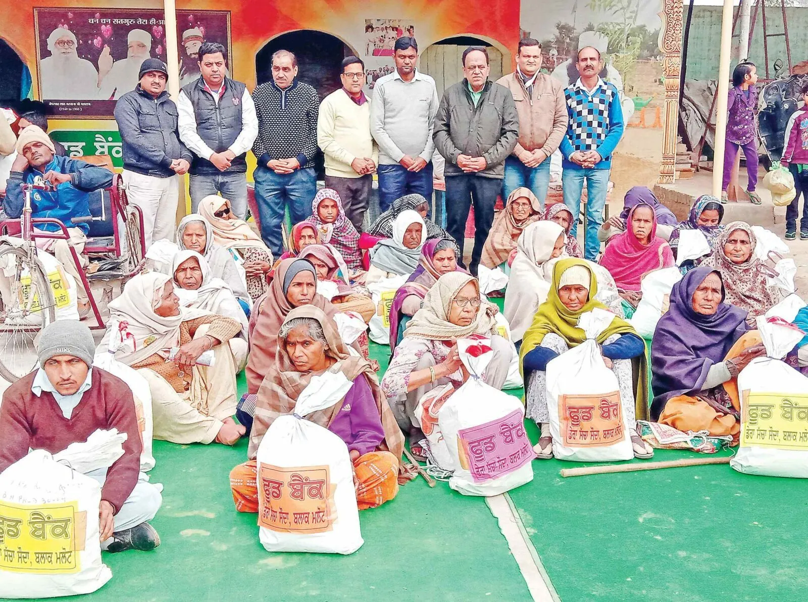 मलोट : मानवता भलाई के कार्य कर मनाया ‘पवित्र अवतार माह’