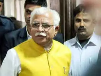 दिल्ली में कांग्रेस मुकाबले से बाहर, भाजपा बनाएगी सरकार : मुख्यमंत्री