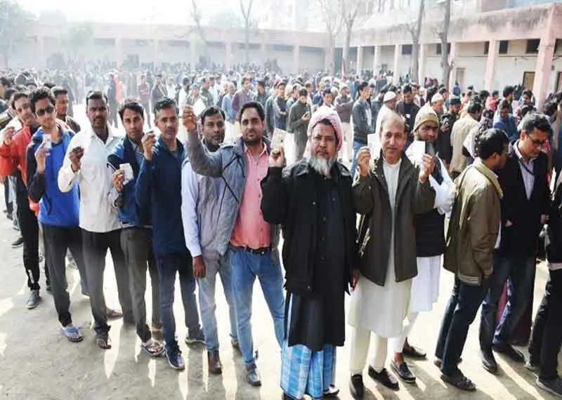 Delhi Election 2020 : दिल्ली के वोटरों पर टिकीं देशभर की निगाहें