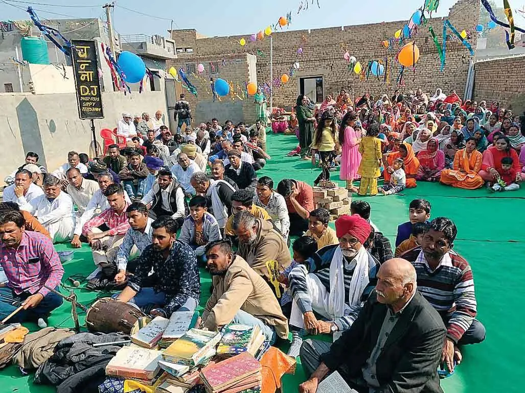 ब्लॉकस्तरीय नामचर्चा आयोजित कर मनाया महारहमोकर्म माह