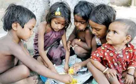 ये झोंपड़ियों के बच्चे