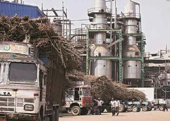 Scam: प्रदेश की शूगर मिलों में हुआ 33 हजार करोड़ का घोटाला!