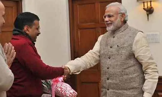 प्रधानमंत्री से मिलने पहुंचे केजरीवाल