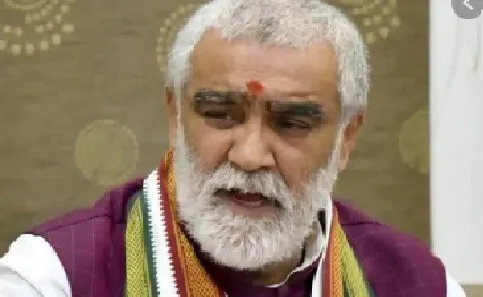 कोरोना: अश्विनी चौबे ने डेढ़ करोड़ रुपए देने की घोषणा की