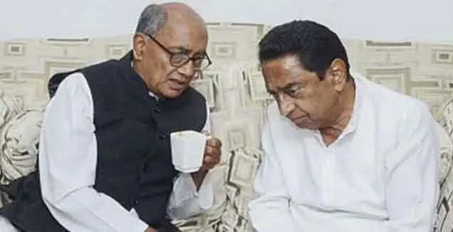 कमलनाथ सरकार पर संकट के बादल