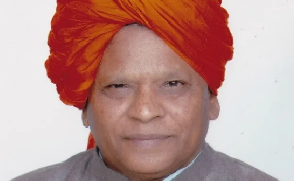 कटारिया ने दिए पीएम राहत कोष एक करोड़ रुपए और एक माह का वेतन
