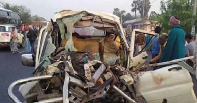मुजफ्फरपुर में भीषण सड़क दुर्घटना में 12 लोगों की मौत