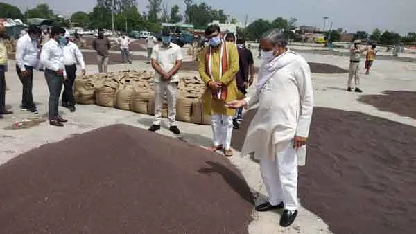 किसान फसल का एक-दो फीसदी हिस्सा दान करें : कृषि मंत्री