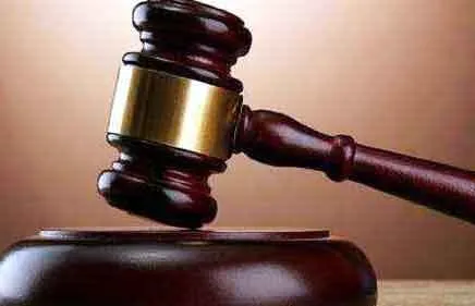 महिला जज पर हाथ उठाने के आरोप में पति के खिलाफ मामला दर्ज
