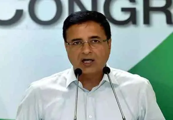 ‘महंगाई भत्ते में कटौती की बजाय अपने खर्च कम करे सरकार’