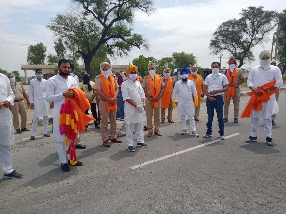 विधायक निर्मल सिंह ने पुलिस कर्मचारियों को किया सम्मानित