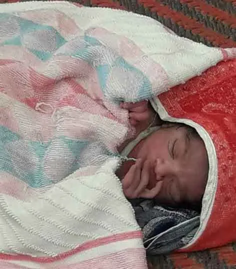 डेरा श्रद्धालुओं और ग्रामीणों ने बचाई नवजात की जान
