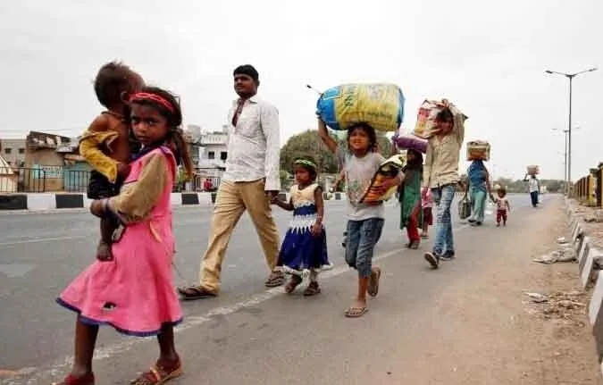 प्रवास के लिए भारतीयों समक्ष खड़ा हो रहा संकट