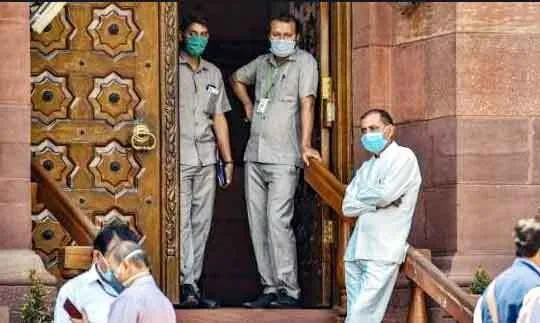 राष्ट्रपति भवन ने अपने कर्मचारी के कोरोना संक्रमित होने की खबरों का किया खंडन