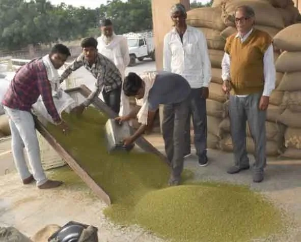 किसानों को मंडियों में झेलनी पड़ेगी सरकारी सख्ती