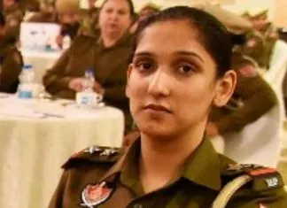बुलंद हौसले। सब इंस्पेक्टर अर्शप्रीत कौर ग्रेवाल कोरोना जैसी भयानक बीमारी के साथ लड़ रही है जंग