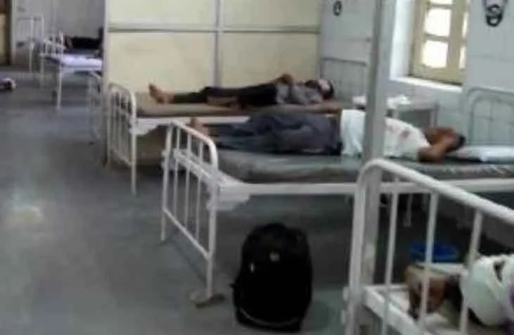 महाराष्ट्र से उत्तरप्रदेश जा रहे सात श्रमिकों की सड़क हादसे में मौत, 40 से अधिक घायल