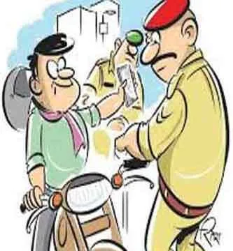 नगर थाना 2 के प्रभारी बलदेव सिंह ने कर्फ्यू की उल्लंघना करने वालों के चालान काटे