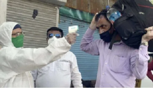 महिला पुलिस आरक्षक की उत्कृष्ट मानव सेवा से अभिभूत हुआ परदेसी भाई