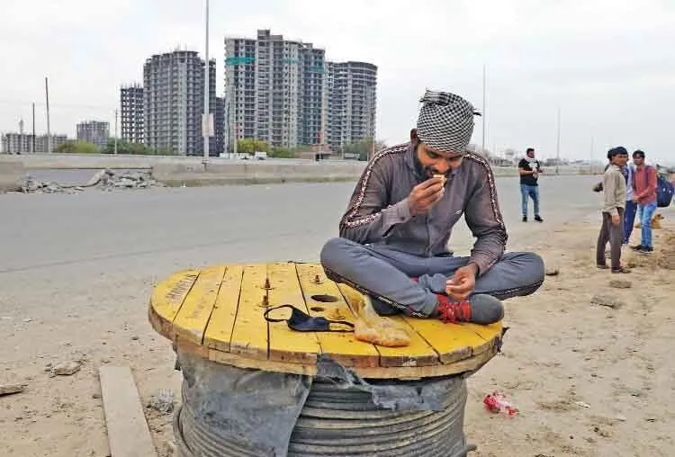 कोरोना की आड़ में राजनीति