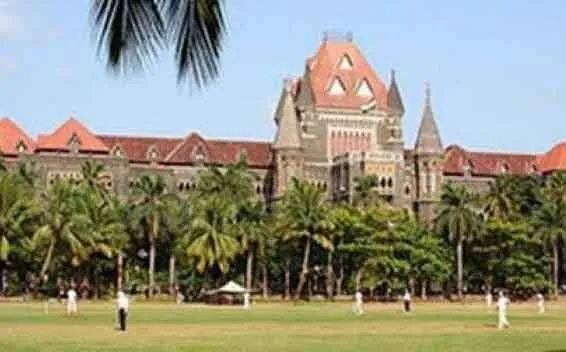 अंग्रेजों द्वारा स्थापित भारत में पहला विश्वविद्यालय