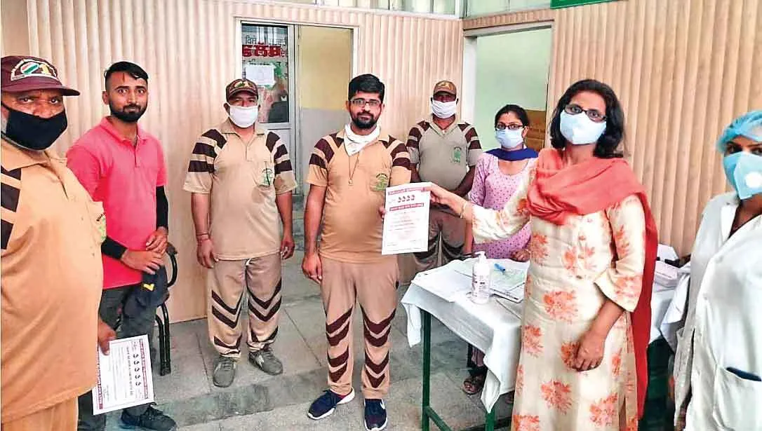 सराहनीय। सेवादारों द्वारा पिछले 2 महीनों में तीसरी बार लगाया गया है रक्तदान कैंप