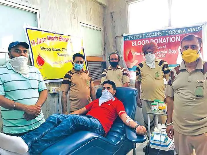 ब्लॉक शेरपुर की साध-संगत ने किया 50 यूनिट रक्तदान