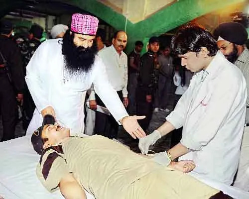 खून बिन जाने न देंगे जिंदगी