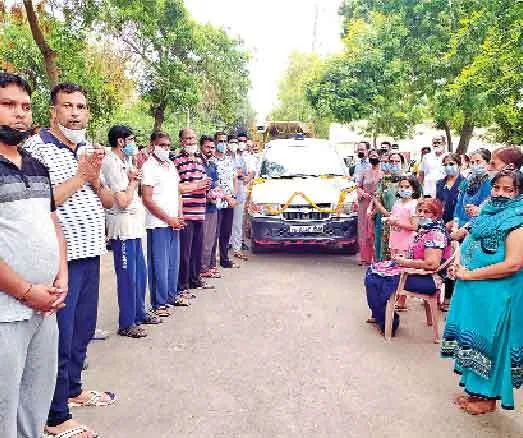लेकर कहां कुछ वापिस जाना ये शरीर भी दान है….