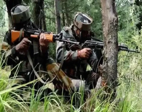 अनंतनाग में मुठभेड़, तीन आतंकवादी ढेर