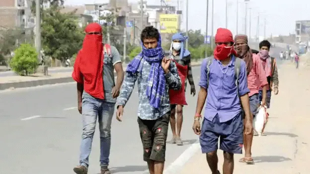 निराशा से गरिमापूर्ण जीवन की ओर